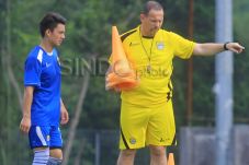 Dejan Kantongi Striker...