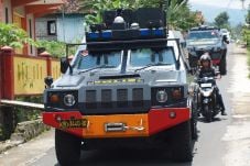 Densus 88 Tangkap Terduga...