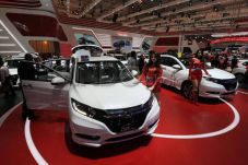 Honda Tambah Stok HR-V...