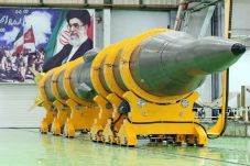 Iran Bersiap Luncurkan...