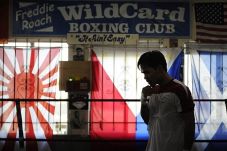 Malam Ini, Pacquiao...