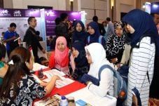 Minat Pelajar Indonesia...