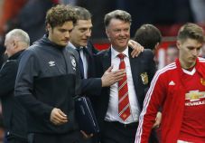 Martial Selamatkan Muka...