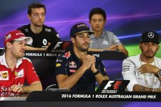 Duduk Bareng Hamilton...
