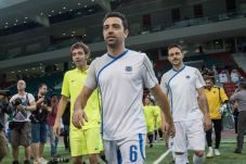 Tampil Serumput, Xavi...