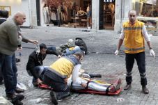 Pasca Bom Istanbul,...