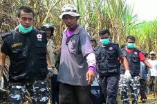 Mayat Wanita di Kebun...