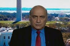 Trump Tunjuk Akademisi...