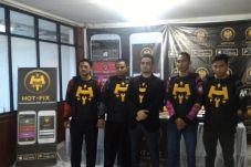 Aplikasi Hot-Fix Berikan...