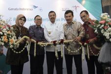 Garuda Indonesia Layani...