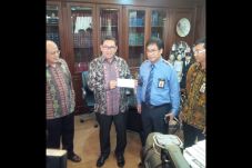 Fadli Zon Serahkan SPT...