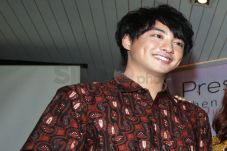Shu Watanabe Jatuh Cinta...