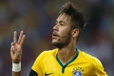Ronaldo Sebut Neymar...