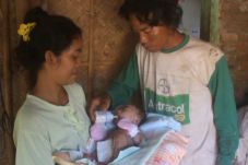 Bayi Penderita Kelainan...