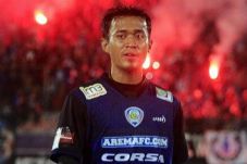 Sunarto Menangkan Arema...