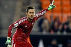 Alves Siap Basmi Vampir
