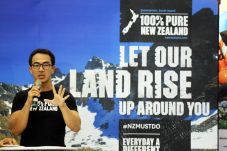 Joe Taslim Bertanya,...