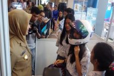 Keren, Siswa SMA di...