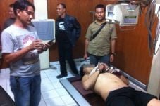 Diterjang Timah Panas,...