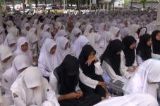 Jelang Ujian Nasional,...
