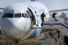 Pembajak Pesawat EgyptAir...