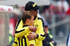 Goetze Sedikit Lagi...