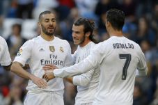 Catatan Negatif: Trio...
