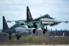 Jet Bomber Su-25 Rusia...