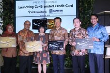 BRI Gaet Bank KEB Hana...