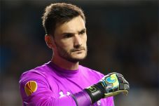 Kiper Spurs Anggap Arsenal...