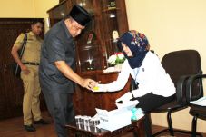 Bupati dan Pimpinan...