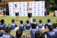 PSG Bagi Ilmu ke Pesepak...