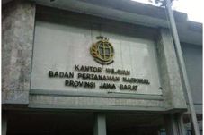Tanah Diserobot Warga...