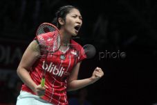 Lindaweni Diminta Tampil...