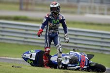 Lorenzo Bicara Tekanan...