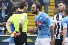 Napoli Resmi Ajukan...