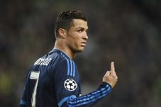 Real Madrid Akan Kirim...