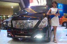 Hyundai H-1 Hadir dengan...