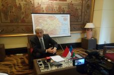 Dubes Azerbaijan: Armenia...