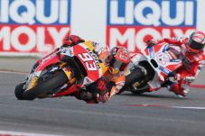 Marquez Raih Pole Position,...