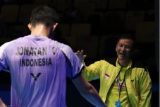 Pelatih Suruh Jonatan...