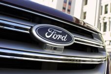 Ford Akhirnya Tunda...