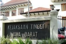 Kejati Jabar Sesalkan...