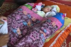 Bayi yang Ibunya Tewas...