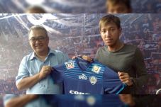Arema Resmi Perkenalkan...