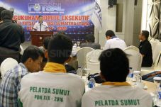 HT Berharap Futsal Berprestasi...