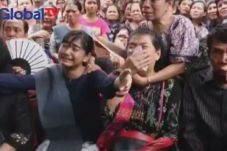 Isak Tangis Mewarnai...