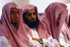 Penegakan Aturan Islam...