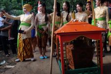 Ritual Kirab Pusaka...