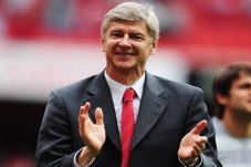 Wenger: Kami Kalah Bersaing...